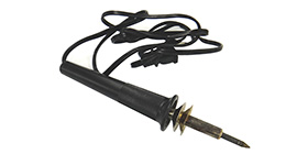 Fer à souder le verre - Vous devez fournir le ruban métallisé de rebord ainsi que le métal de brasure.