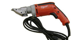 Cisaille à métal - AVERTISSEMENT : Les rebords du métal découpé sont toujours coupants. Munissez vous de gants de travail en plus de vos lunettes de sécurité. Cisaille à métal - AVERTISSEMENT : Les rebords du métal découpé sont toujours coupants. Munissez vous de gants de travail en plus de vos lunettes de sécurité.